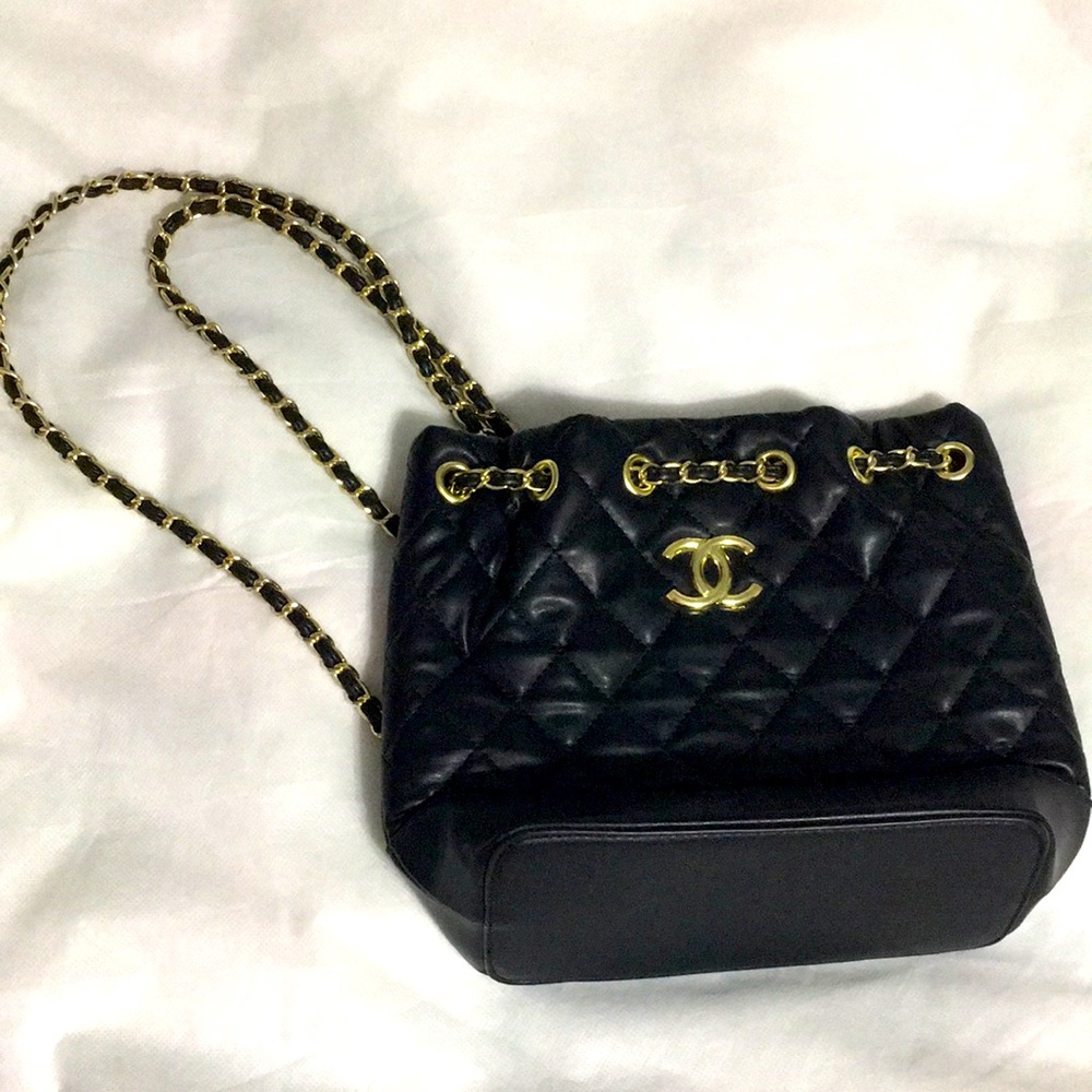Cute black purse